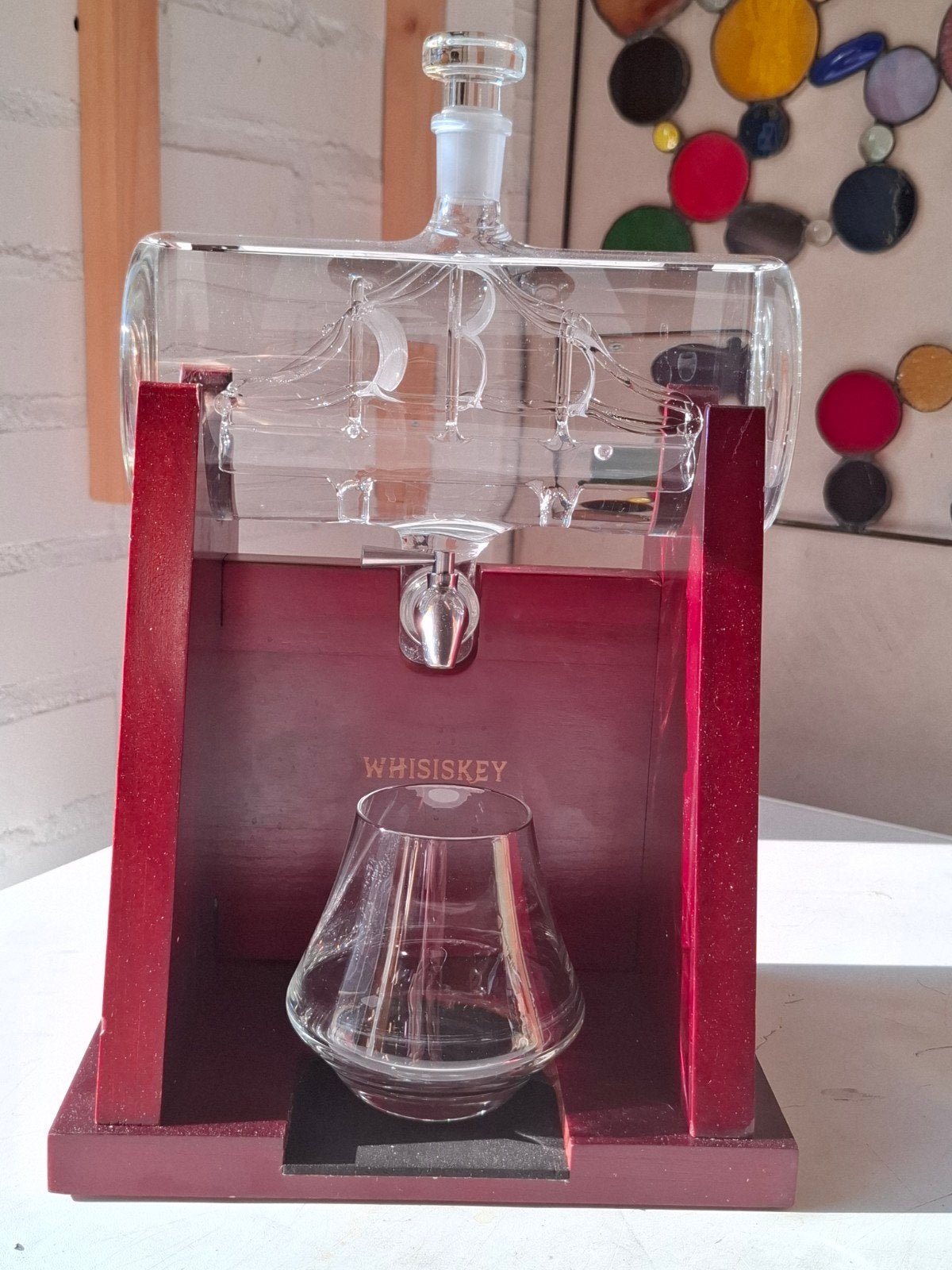 Whiskey Karaf met Zeilschip 25cm hoog en 23 breed en 16 diep, Ophalen, Zo goed als nieuw, Glas, Klassiek