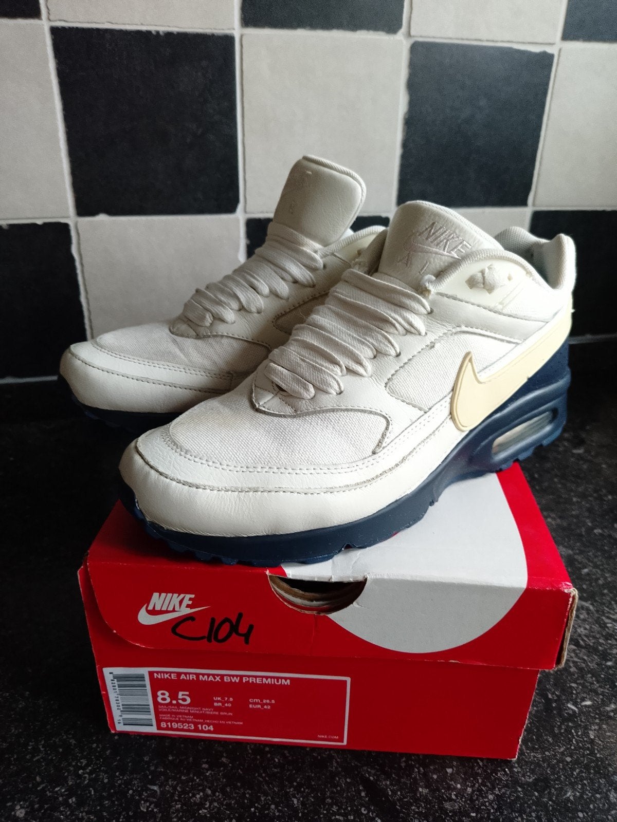 Nike Air Max Classic BW Premium - Maat 42, Wit, Nike, Ophalen of Verzenden, Sneakers of Gympen