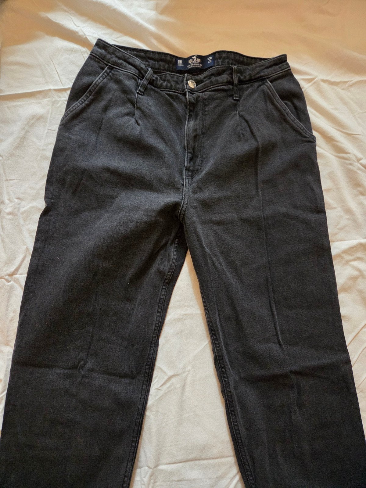 Hollister Ultra High-Rise Dad Jeans W30 L31 - Zwart, Kleding | Dames, Zwart, Ophalen of Verzenden, Zo goed als nieuw, W30 - W32 (confectie 38/40)