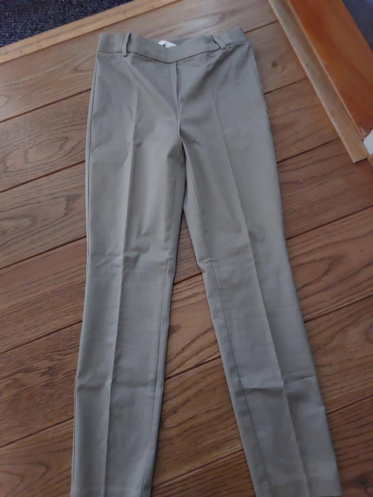 Ecru kleurige broek van de H&M, Kleding | Dames, Spijkerbroeken en Jeans, Nieuw, W28 - W29 (confectie 36), Overige kleuren, Ophalen of Verzenden