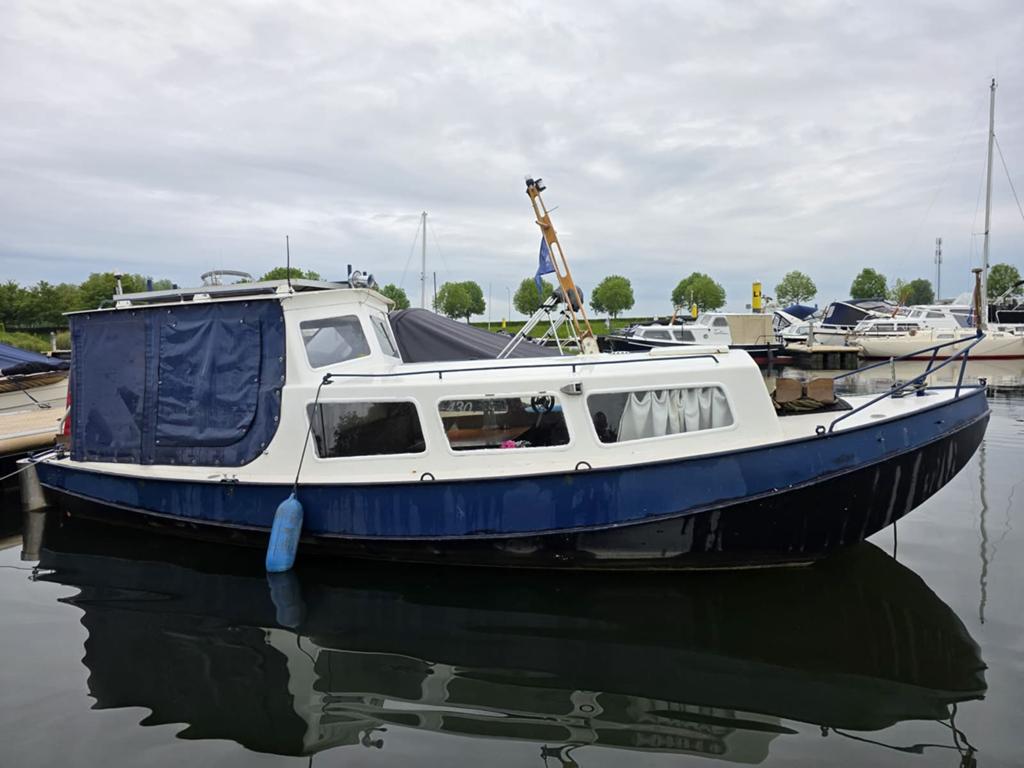 Zwaluwvlet, Watersport en Boten, Motorboten en Motorjachten, Koelkast, Gebruikt, Diesel, Ophalen