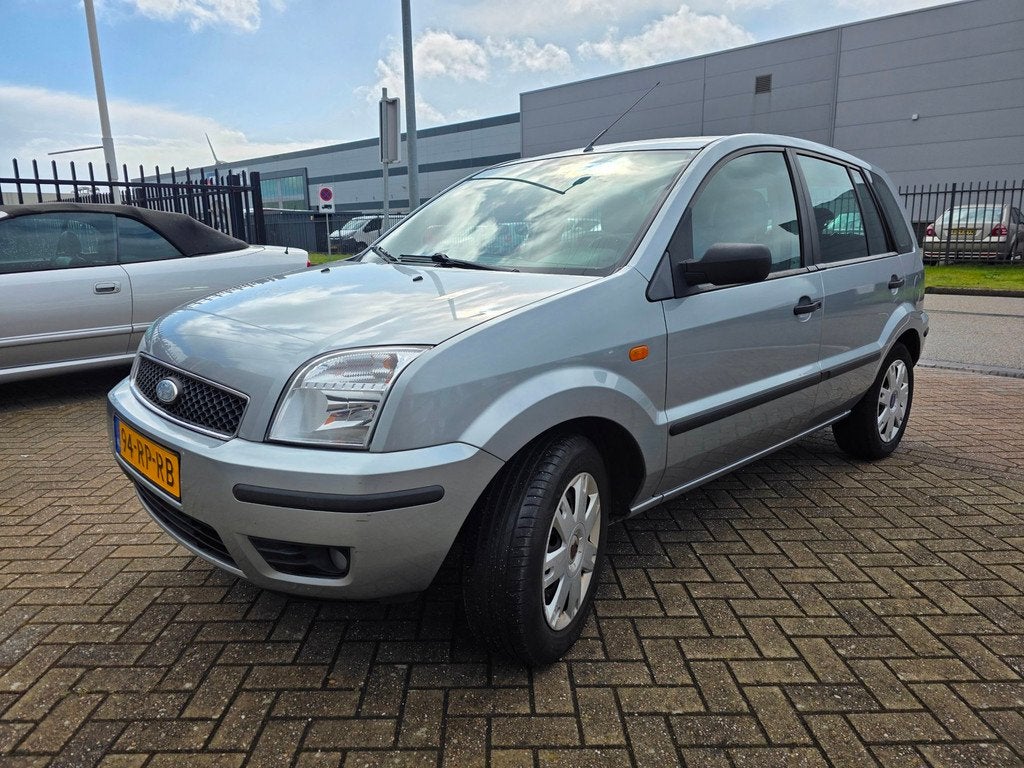 Ford Fusion 1.6-16V Ghia | Dealer onderhouden | Hoge instap, Voorwielaandrijving, 1596 cc, Origineel Nederlands, Bedrijf