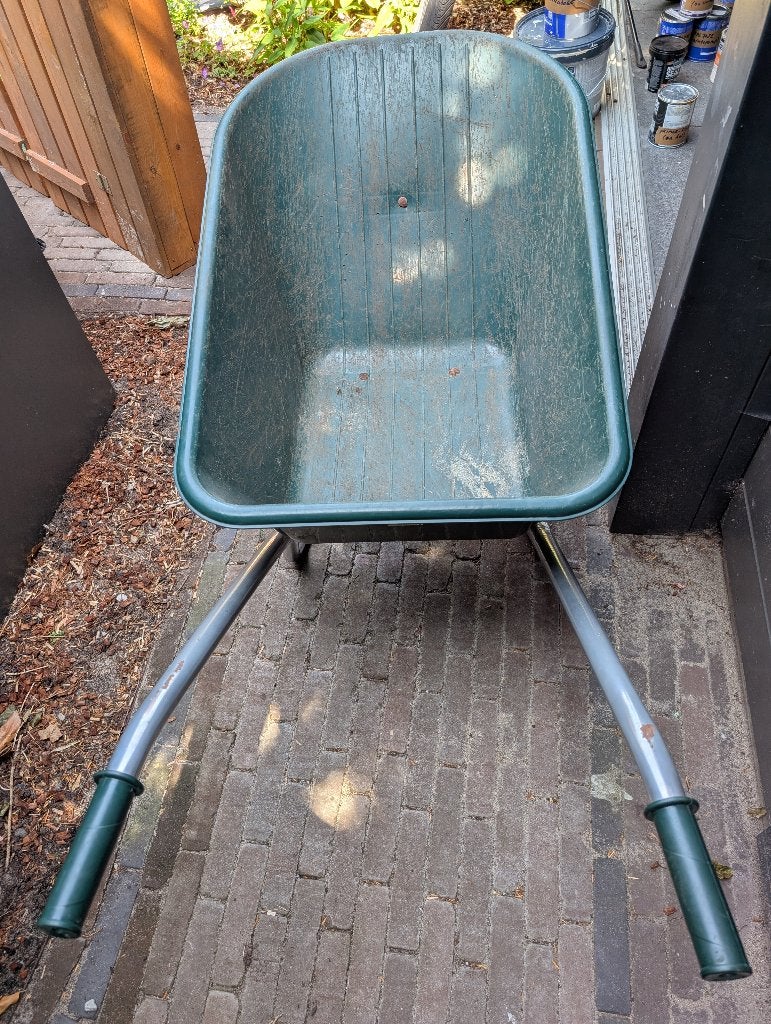 Talen Tools Kruiwagen - Kunststof Bak - 100L, Ophalen, Gebruikt, Handmatig, Eenwielig