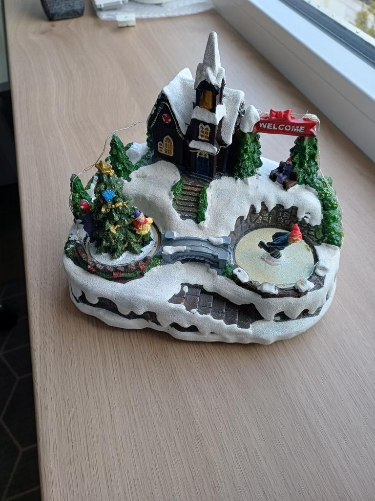 Kerst tafereel, incl geluid, licht en bewegende delen., Diversen, Ophalen of Verzenden