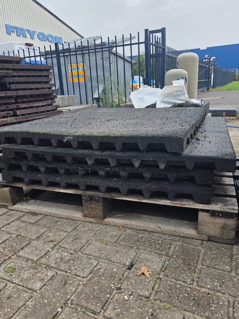 Rubberen tegels.  Stalmatten 100 x100 x6,5cm NOG 5, ., ., ., Opfok