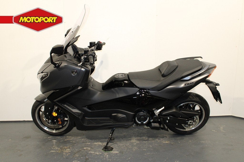 Yamaha T max Tech Max (bj 2026), Klantenservice@yamaha-motor.nl, Toermotor, Koolhovenlaan 101
1119 NC  Schiphol-Rijk, NL, 12 t/m 35 kW