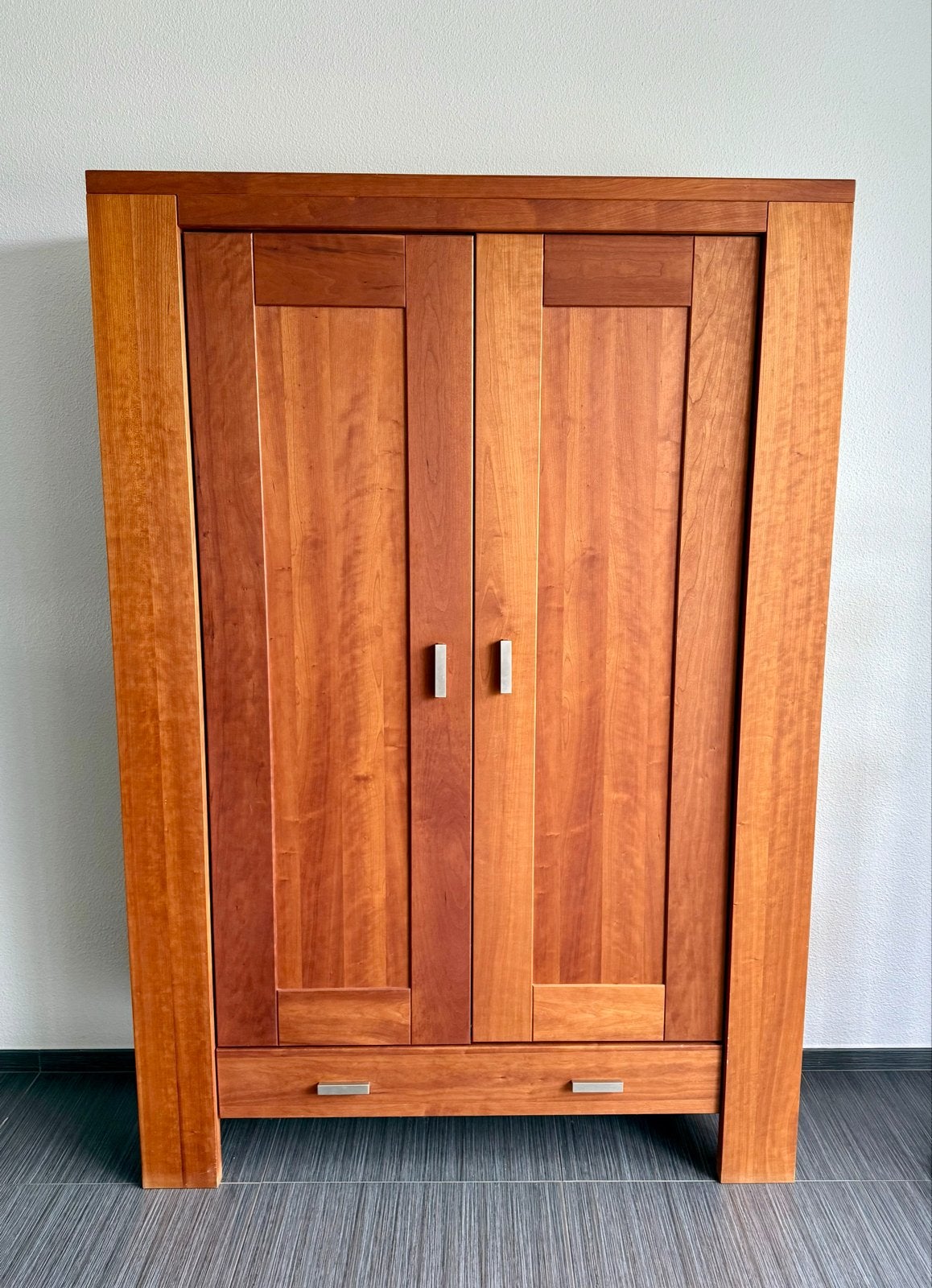 Mooie kersenhouten woonkamerkast - Geolied hout, Ophalen, Zo goed als nieuw