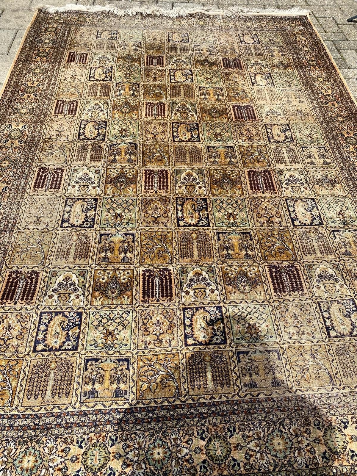 Prachtig handgeknoopt Perzisch tapijt, van zijde en katoen, Perzisch, Klassiek, Oosters, 150 tot 200 cm, 200 cm of meer, Ophalen of Verzenden