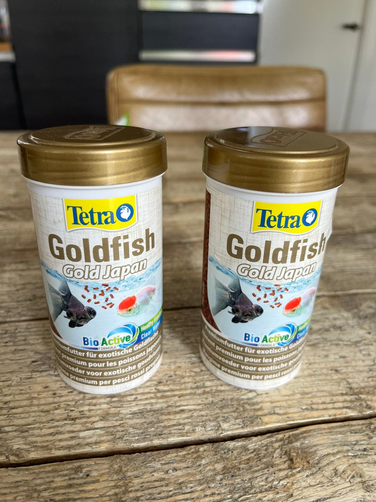 2x Tetra goldfish gold japan visvoer, Ophalen of Verzenden, Zo goed als nieuw, Overige typen, Tetra