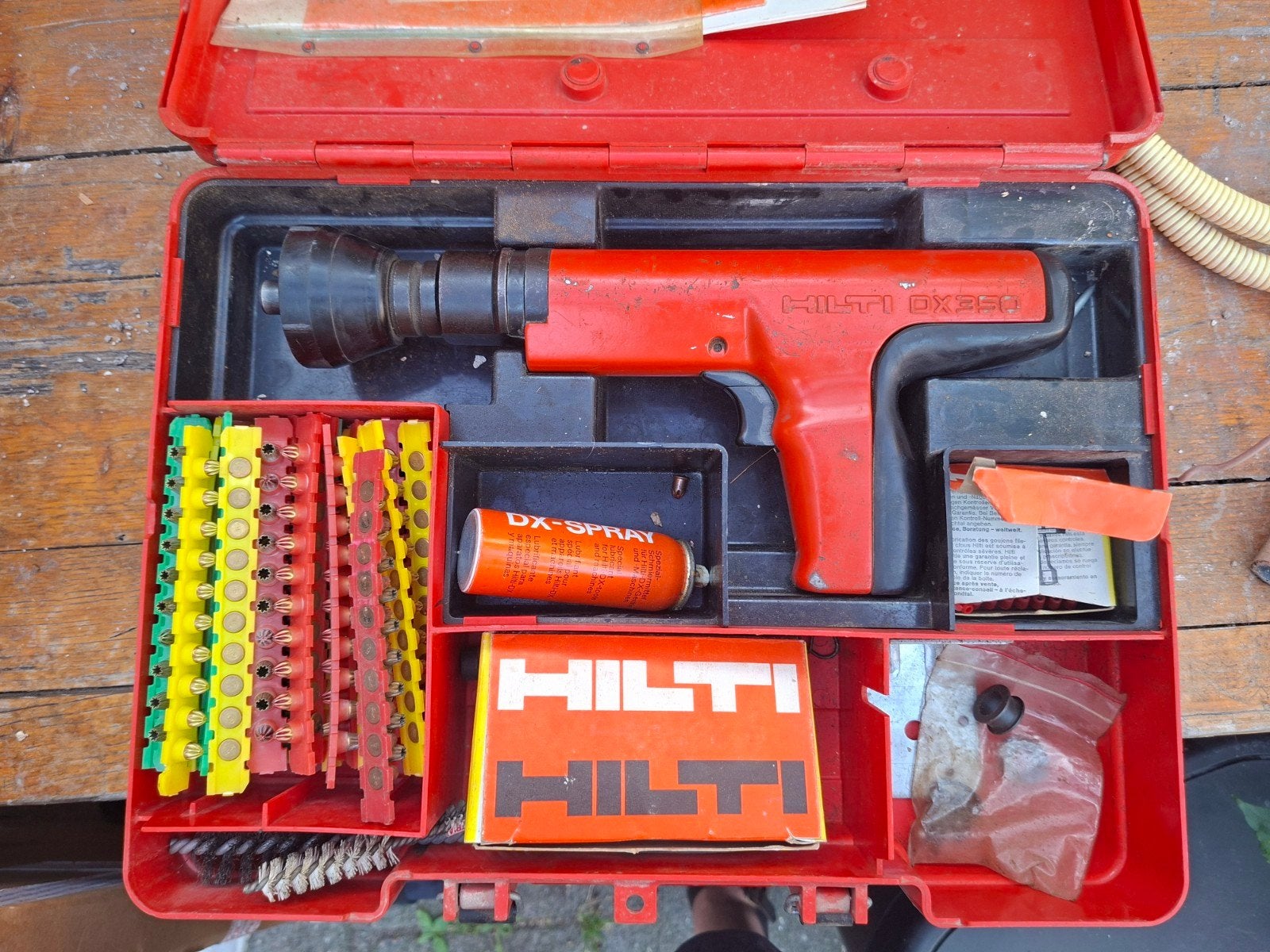 Hilti DX 350 Schiethamer met toebehoren en koffer, Doe-het-zelf en Verbouw, Ophalen, Gebruikt, Overige typen, Hilti
