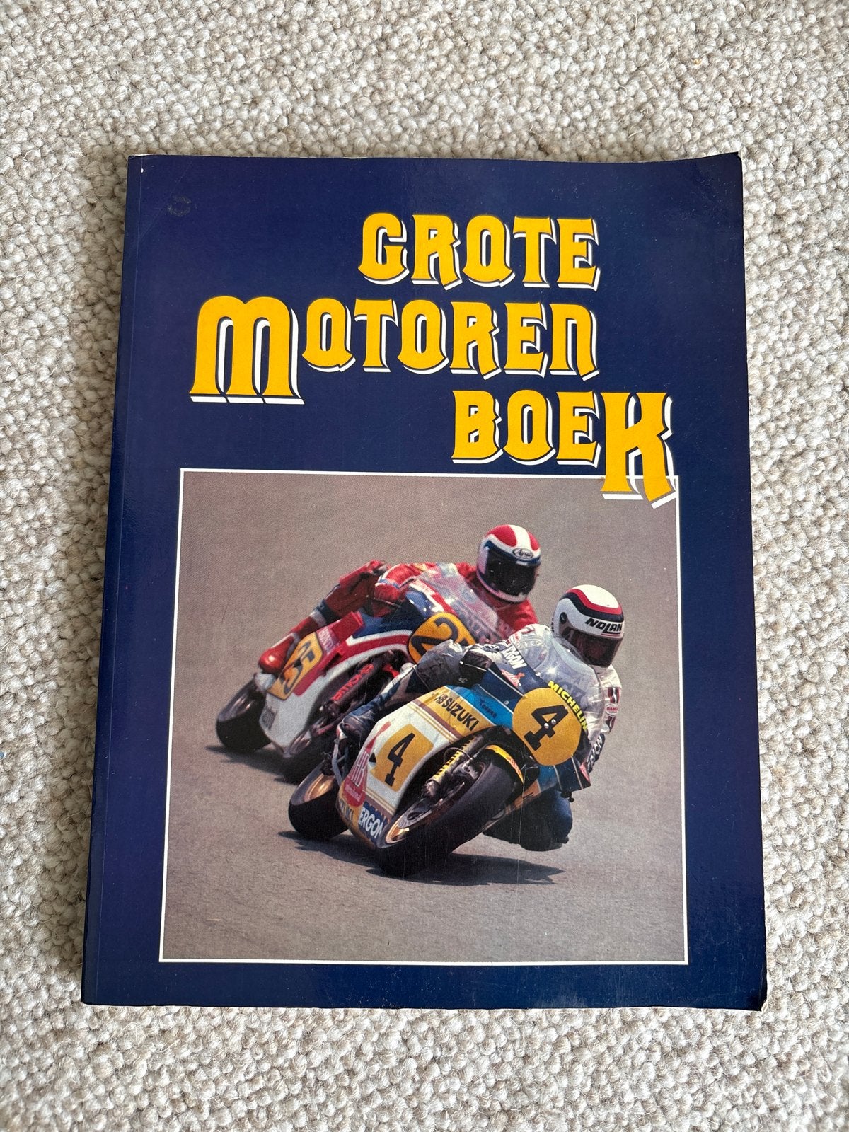 Grote Motoren Boek - Klassieke Motorfietsen uit de Jaren '70, Ophalen of Verzenden, Gelezen, Merk of Model