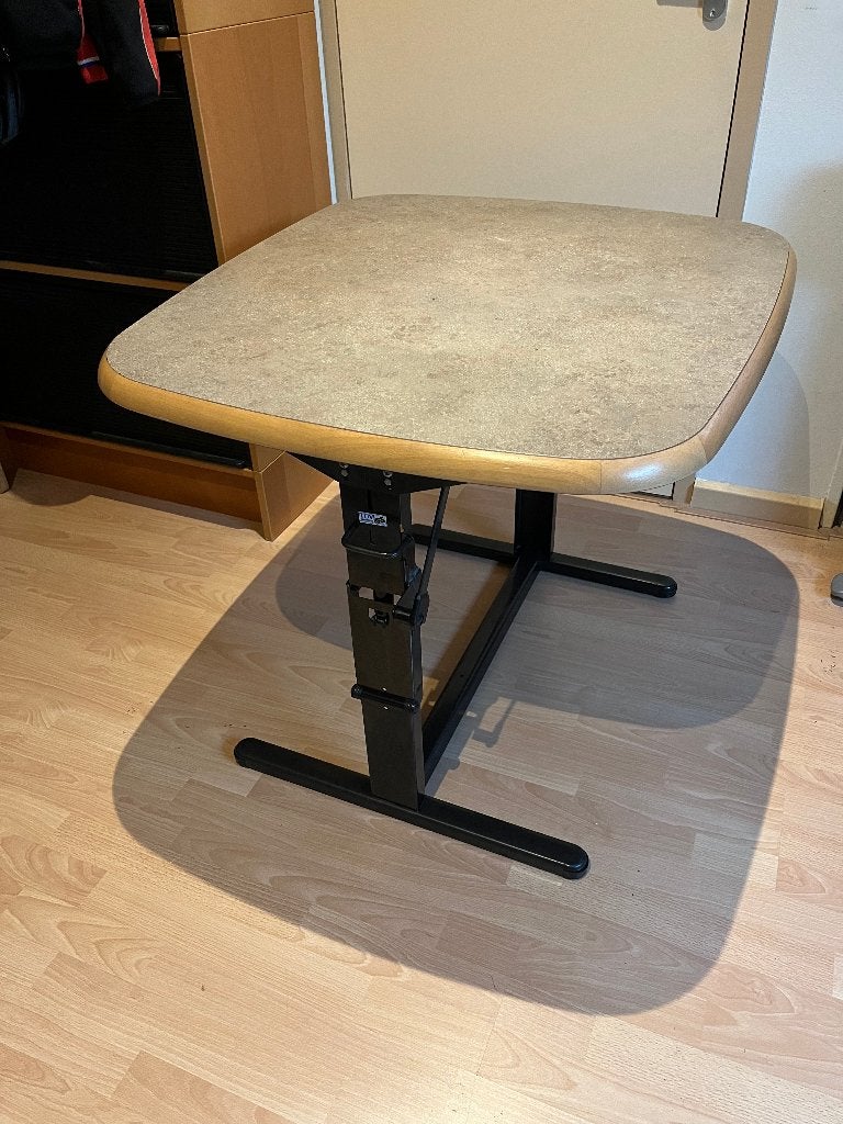 Te koop inklapbare caravan tafel, Ophalen, Gebruikt