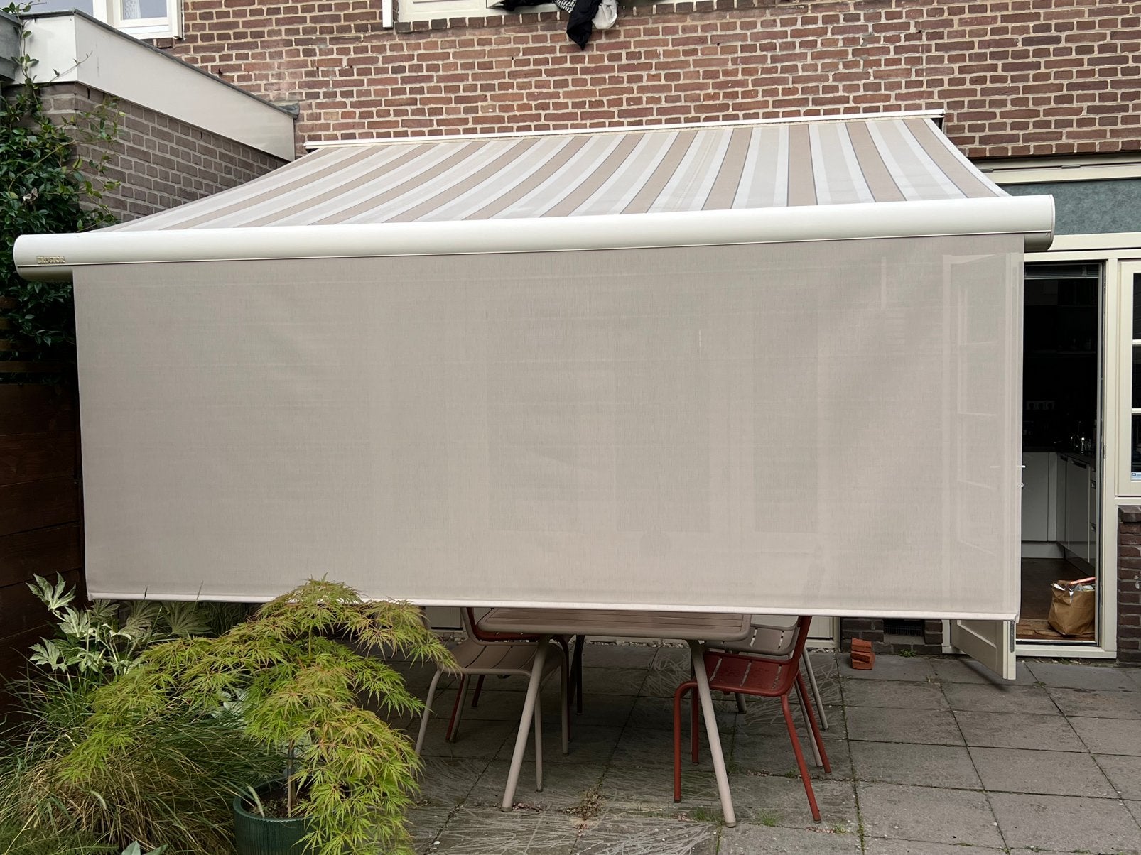 Mooie brustor electrisch zonnescherm met verticale luifel, Ophalen, Gebruikt, Elektrisch, 150 tot 300 cm