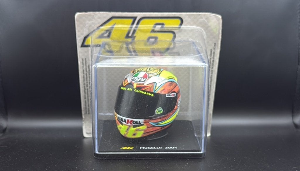 Valentino Rossi AGV helm #46 Mugello 2004 schaal 1:5, Ophalen of Verzenden, Zo goed als nieuw, Motor