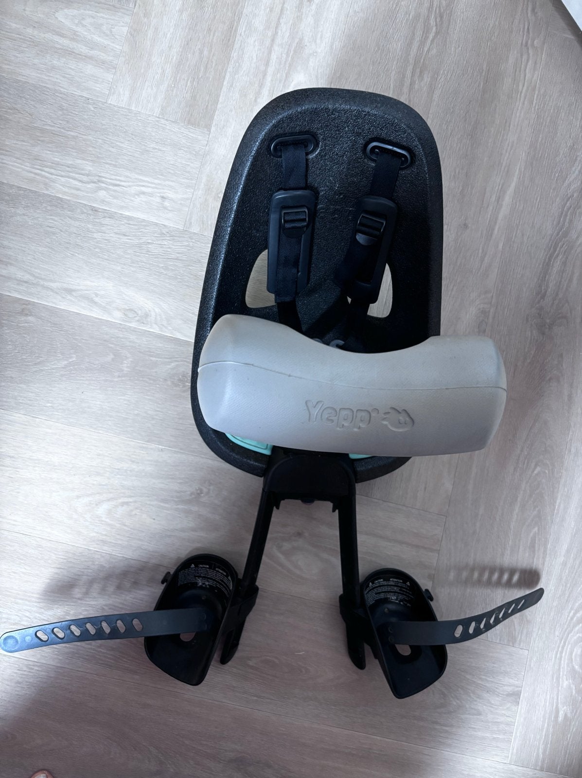COMPLETE SET Thule Yepp Mini Fietsstoeltje & windbeschermer, Ophalen, Gebruikt, 0 t/m 18 kg, Voorzitje