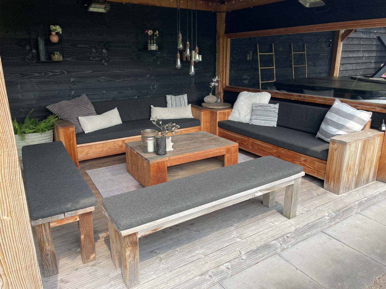 Degelijke Douglas Loungeset met kussens, Ophalen, Meer dan 8 zitplaatsen, Zo goed als nieuw, Loungeset