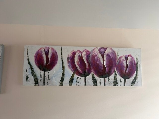 schilderij met paarse tulpen, Antiek en Kunst, Ophalen, Overige materialen, Op houten frame, Bloemen