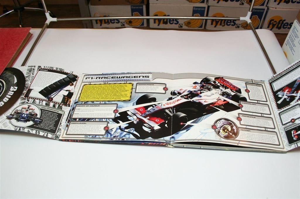 Formule 1: Go, Go, Go!!! — Interactief Fotoboek, Ophalen of Verzenden, Gelezen