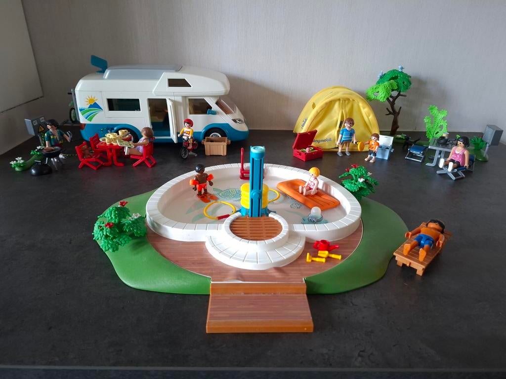 Playmobil Camper, Tent en Zwembad, Ophalen