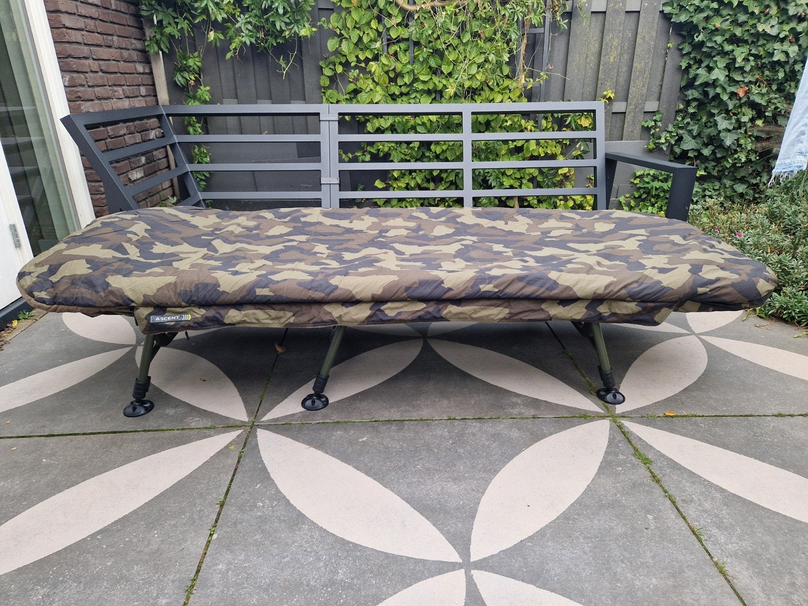 Solar stretcher met Avid Ascent RS Camo slaapzak, Ophalen, Zo goed als nieuw, Overige typen