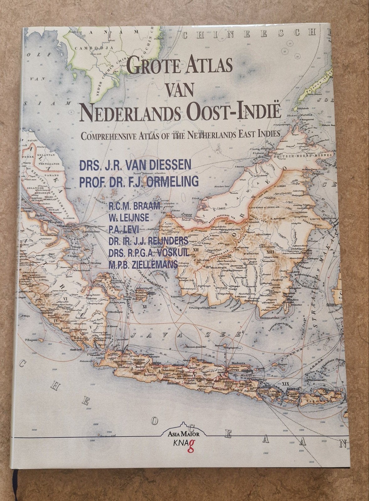 Grote Atlas van Nederlands Oost-Indië - Zo goed als nieuw, Boeken, Ophalen, Overige atlassen, Nieuw, 1800 tot 2000