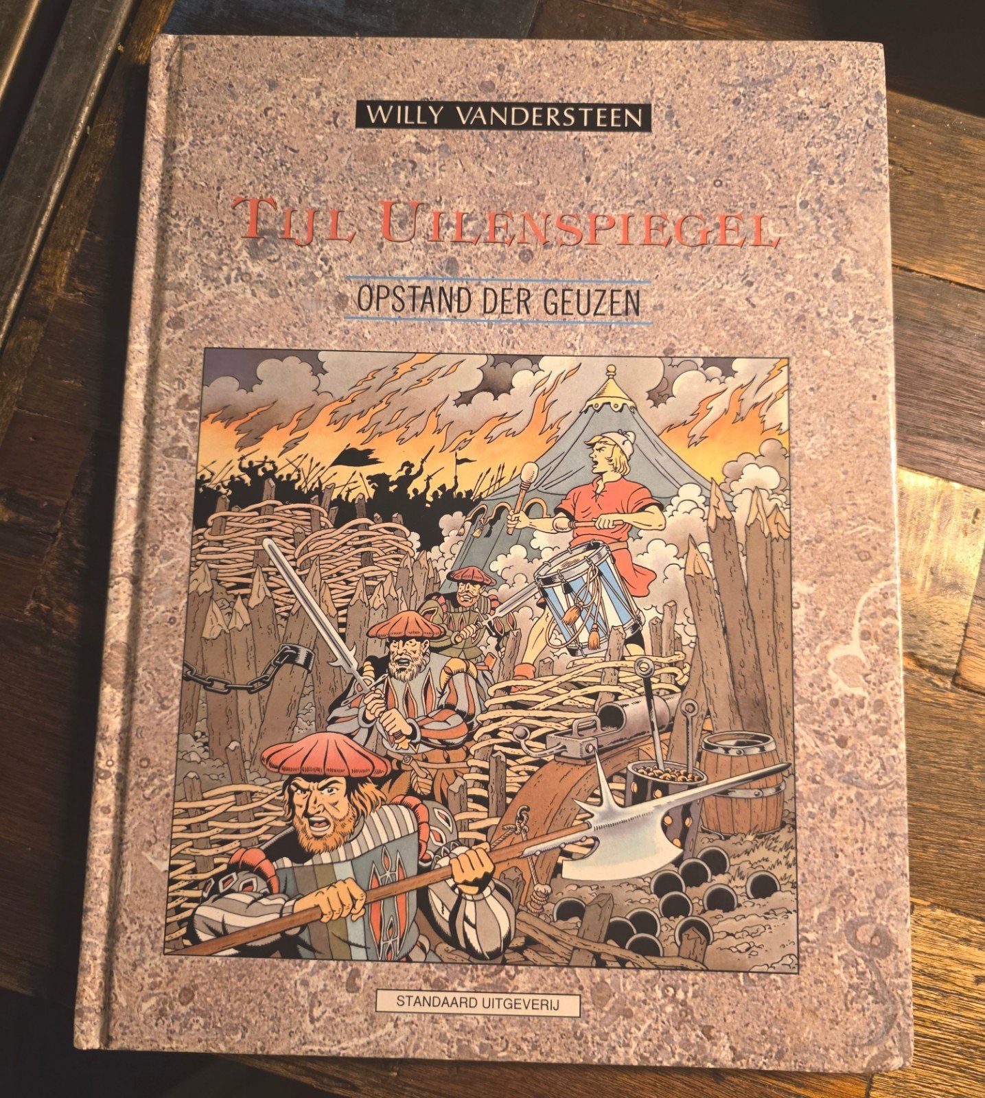 Tijl Uilenspiegel: Opstand der Geuzen - Willy Vandersteen, Eén stripboek, Ophalen of Verzenden, Zo goed als nieuw, Willy Vandersteen