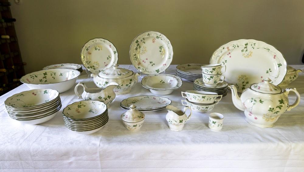 Servies Royal Doulton Southdown, Antiek en Kunst, Ophalen