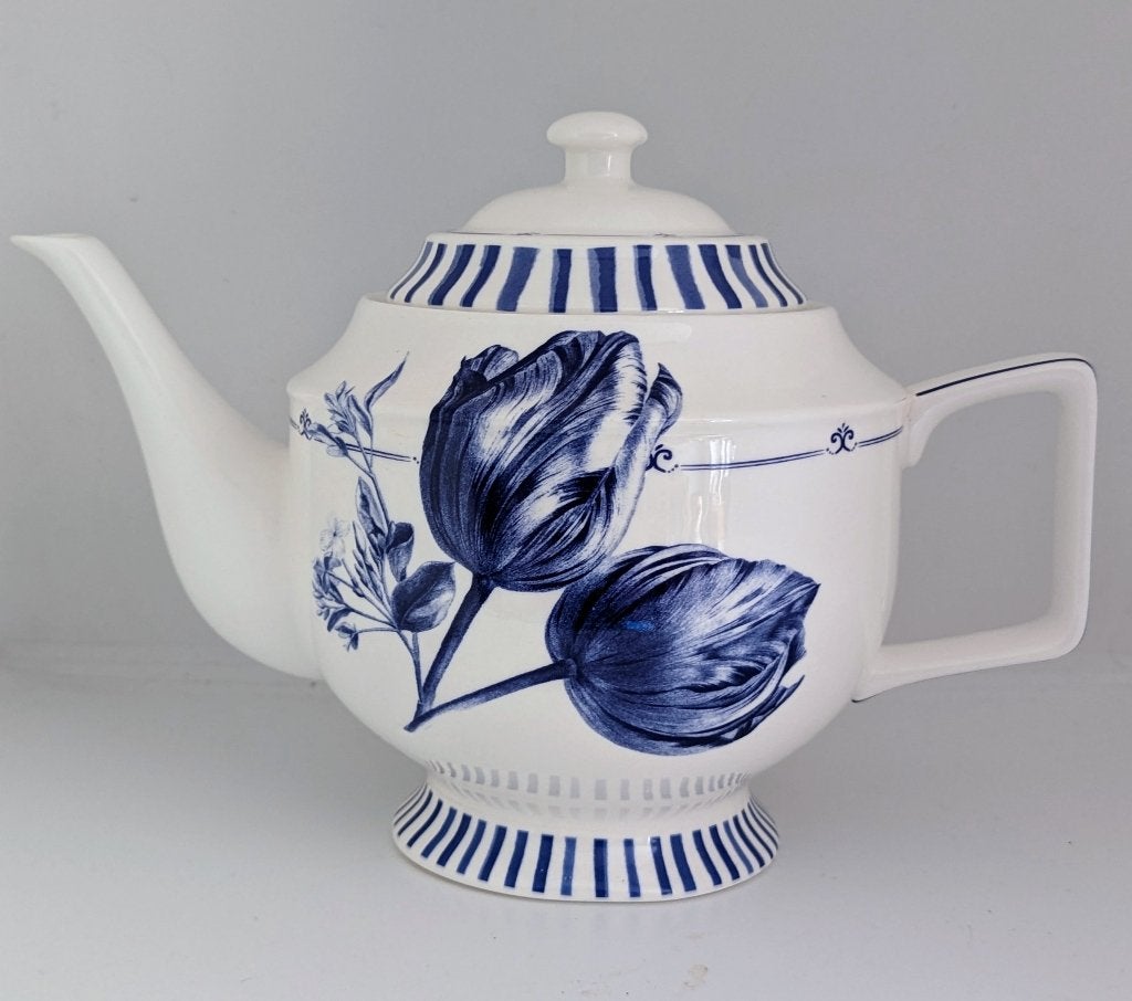 Heinen Delfts Blauw, Theepot Tulp, van €69,95 nu €44,95, Huis en Inrichting, Keuken | Servies, Overige merken, Overige typen, Ophalen of Verzenden