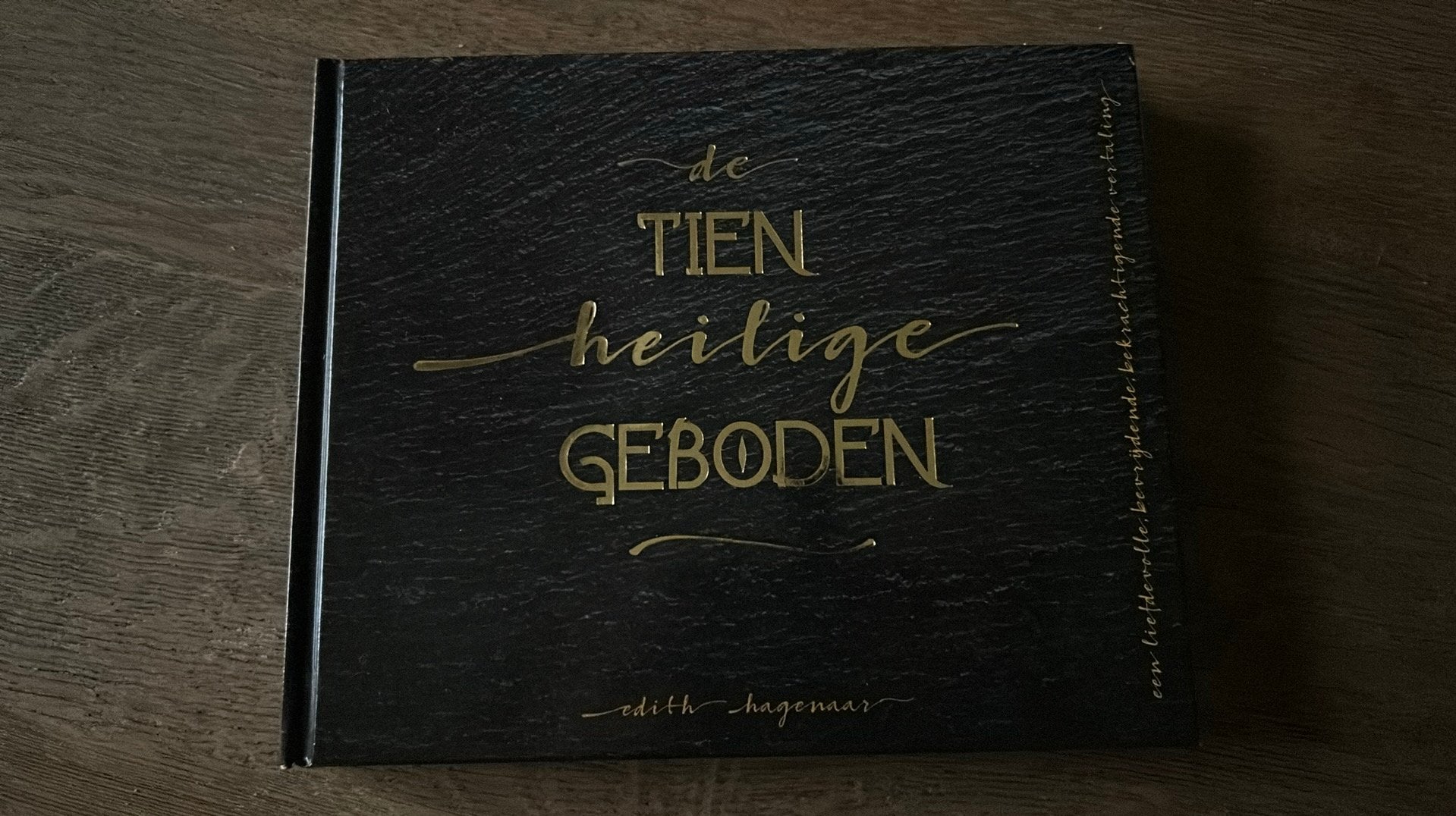 de tien heilige GEBODEN, Christendom | Katholiek, Zo goed als nieuw, Edith Hagenaar, Ophalen of Verzenden