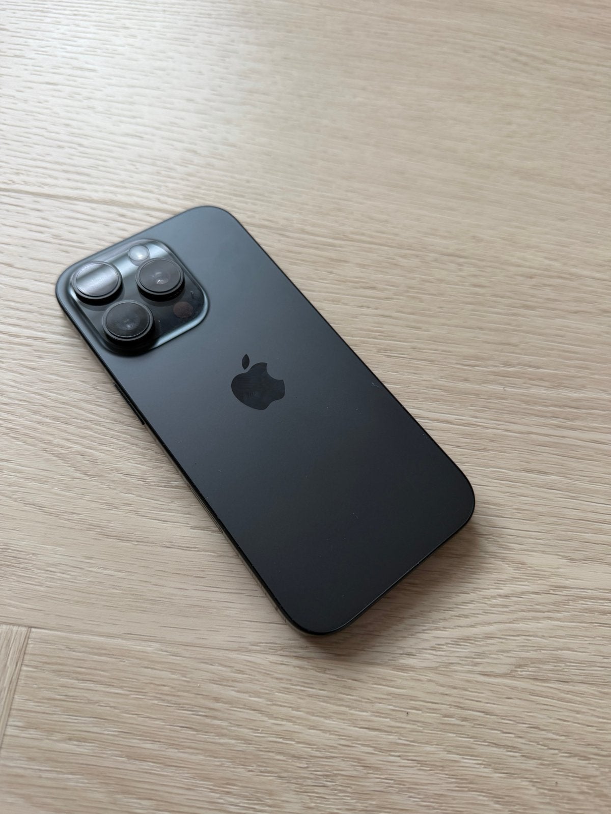 iPhone 16 Pro 128 GB - Zo goed als nieuw, IPhone 16 Pro, 128 GB, Zwart, Ophalen of Verzenden