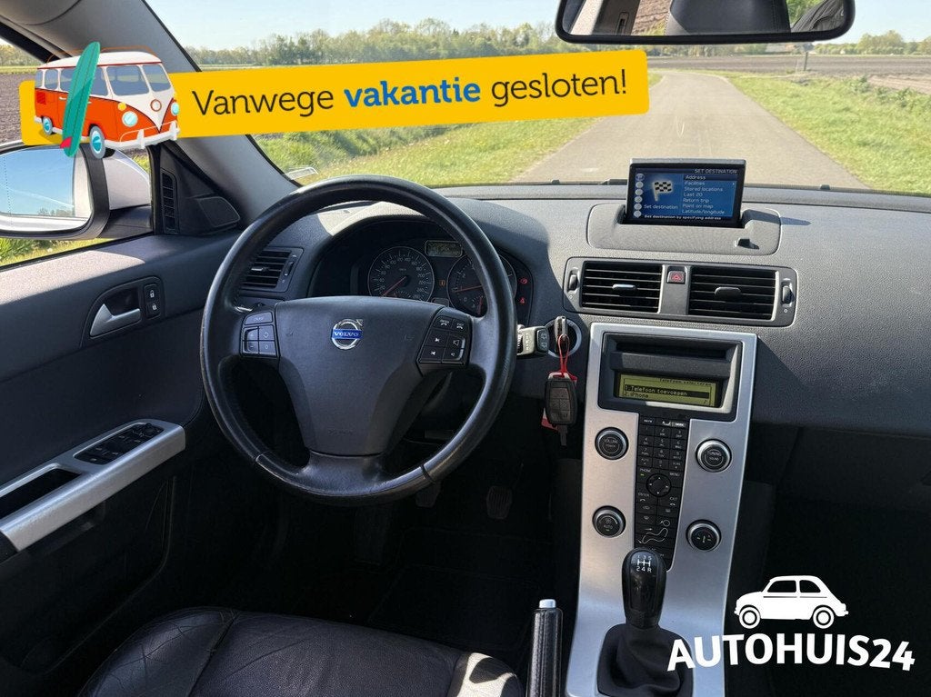 Volvo V50 2.0 Business Pro Edition NAVI|LEDER|TREKHAAK|NL-AU, Auto's, Volvo, Parkeersensor, Gebruikt, Zwart, 4 cilinders