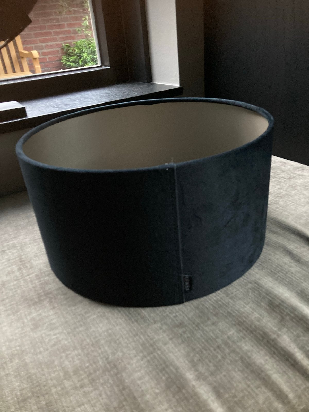 Zwarte fluwelen lampekap als nieuw, Ophalen, Rond, Zo goed als nieuw, Textiel