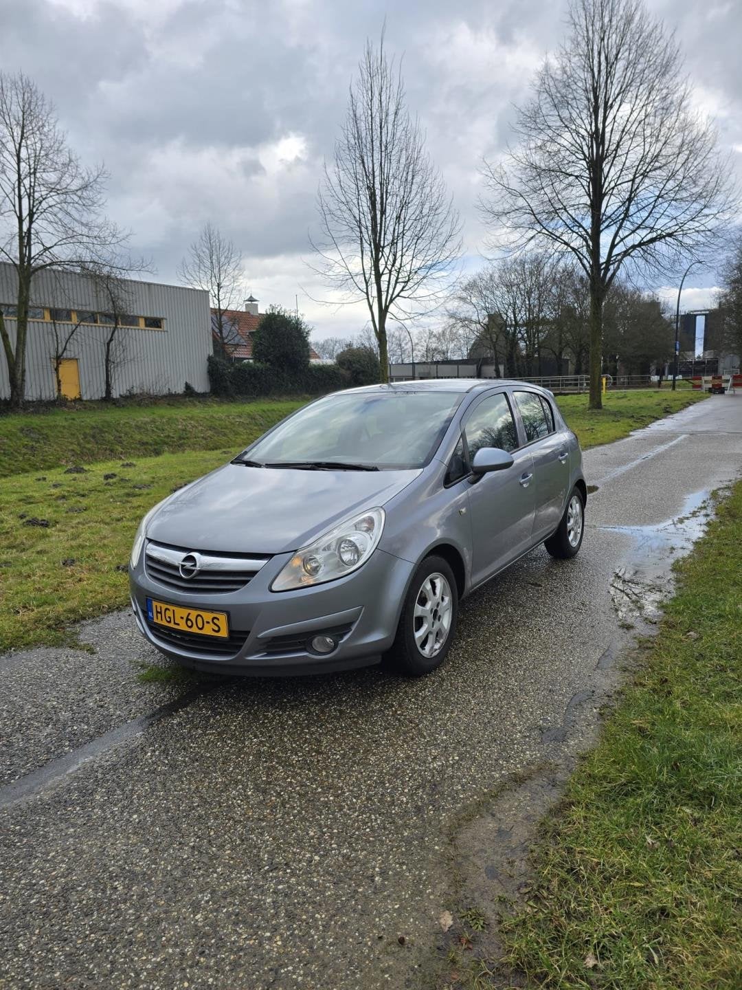 Opel CORSA 1.2-16V Essentia, Auto's, Voorwielaandrijving, Gebruikt, 4 cilinders, 1229 cc
