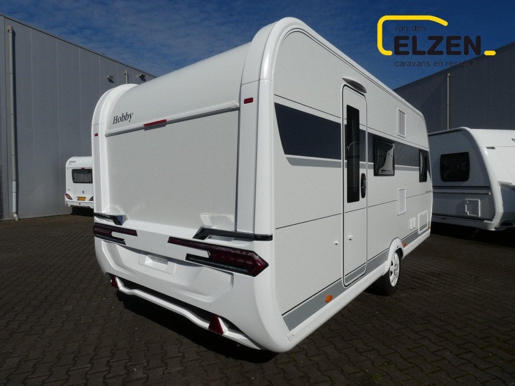 Hobby Excellent Edition 490 KMF actie prijs, incl. opties, Caravans en Kamperen, Dwarsbed, Rondzit, Hobby, Bedrijf