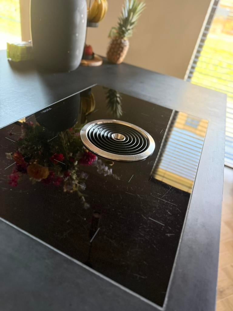 Bora Basic inductiekookplaat met geïntegreerde recirculatie, Ophalen, Gebruikt, 4 kookzones, Inbouw