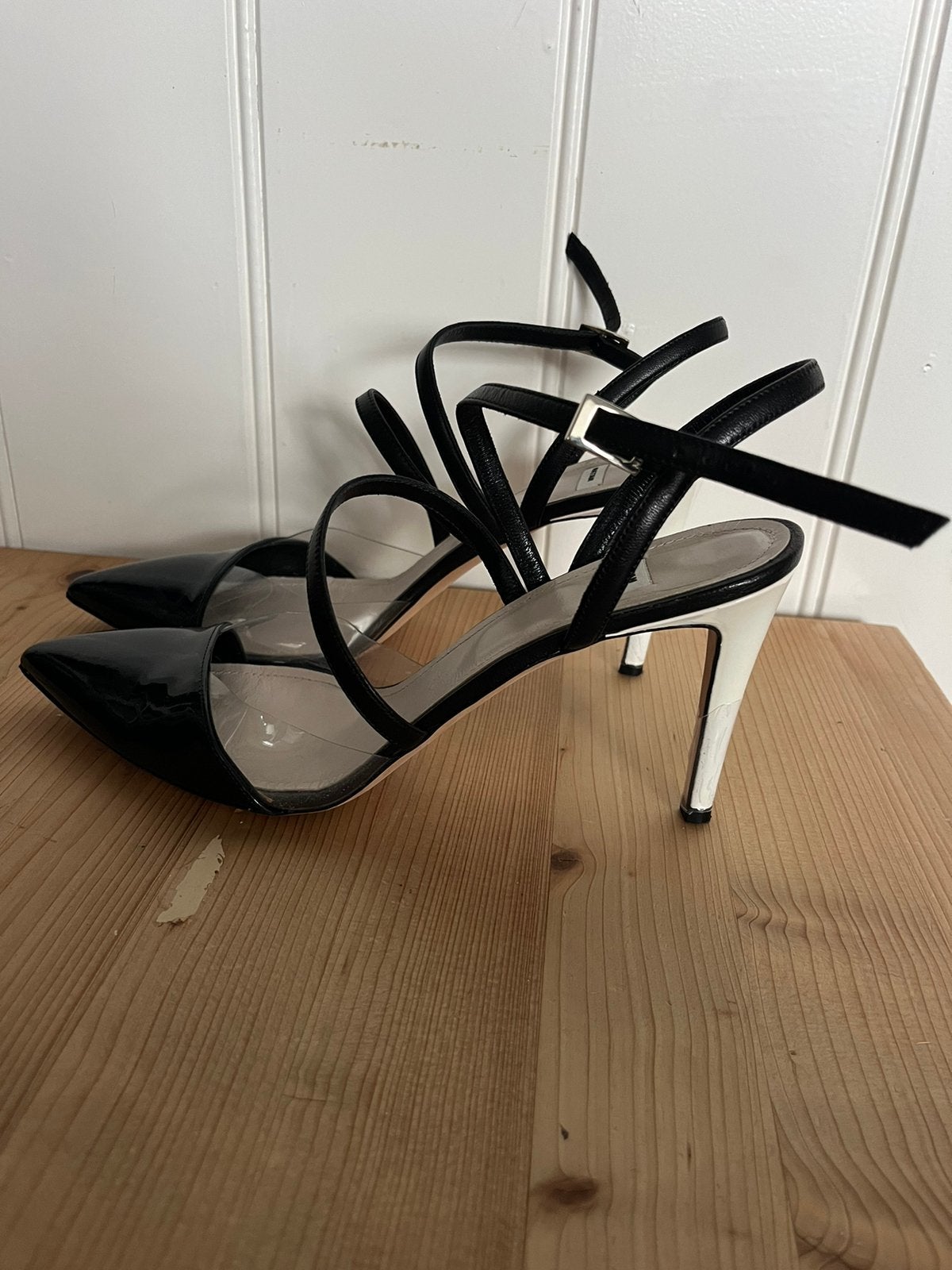 Pumps zwart met donkerblauw Natan maat 40, Ophalen of Verzenden, Zo goed als nieuw, Zwart