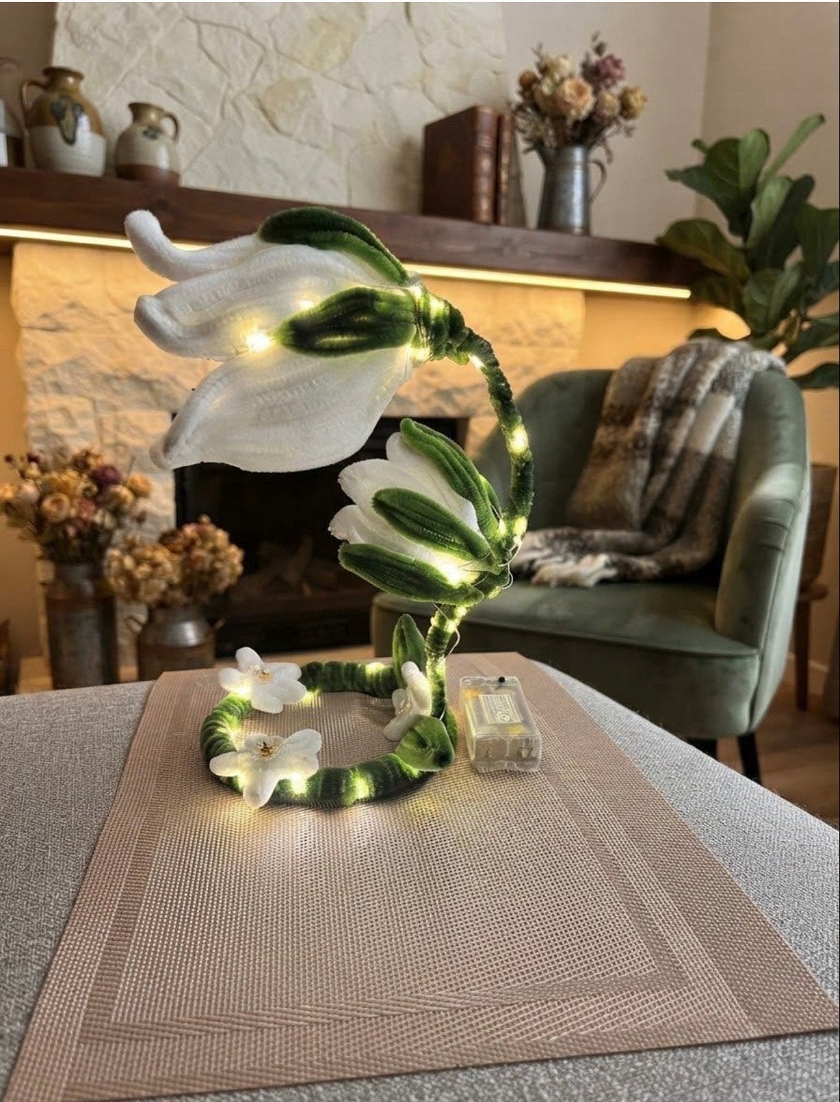 Chenille Draad Bloemenlamp - Unieke Decoratie, Huis en Inrichting, Ophalen, Overige stijlen, Nieuw, Wit