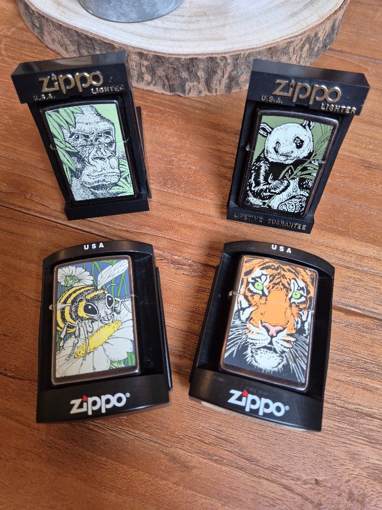 4 x Endangered Animals collectie Zippo's, incl. reuzenpanda!, Verzamelen, Ophalen of Verzenden, Zo goed als nieuw, Aansteker