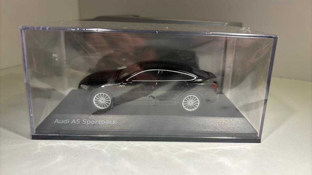 Audi a5 Sportback black spark 1.43, Overige merken, Auto, Ophalen of Verzenden, A