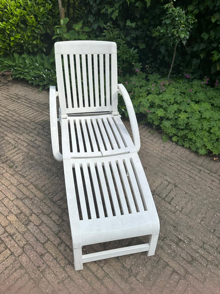 Hartman ligbed met kussen - verstelbaar en inklapbaar, Ophalen, Zo goed als nieuw, Kunststof, Inklapbaar