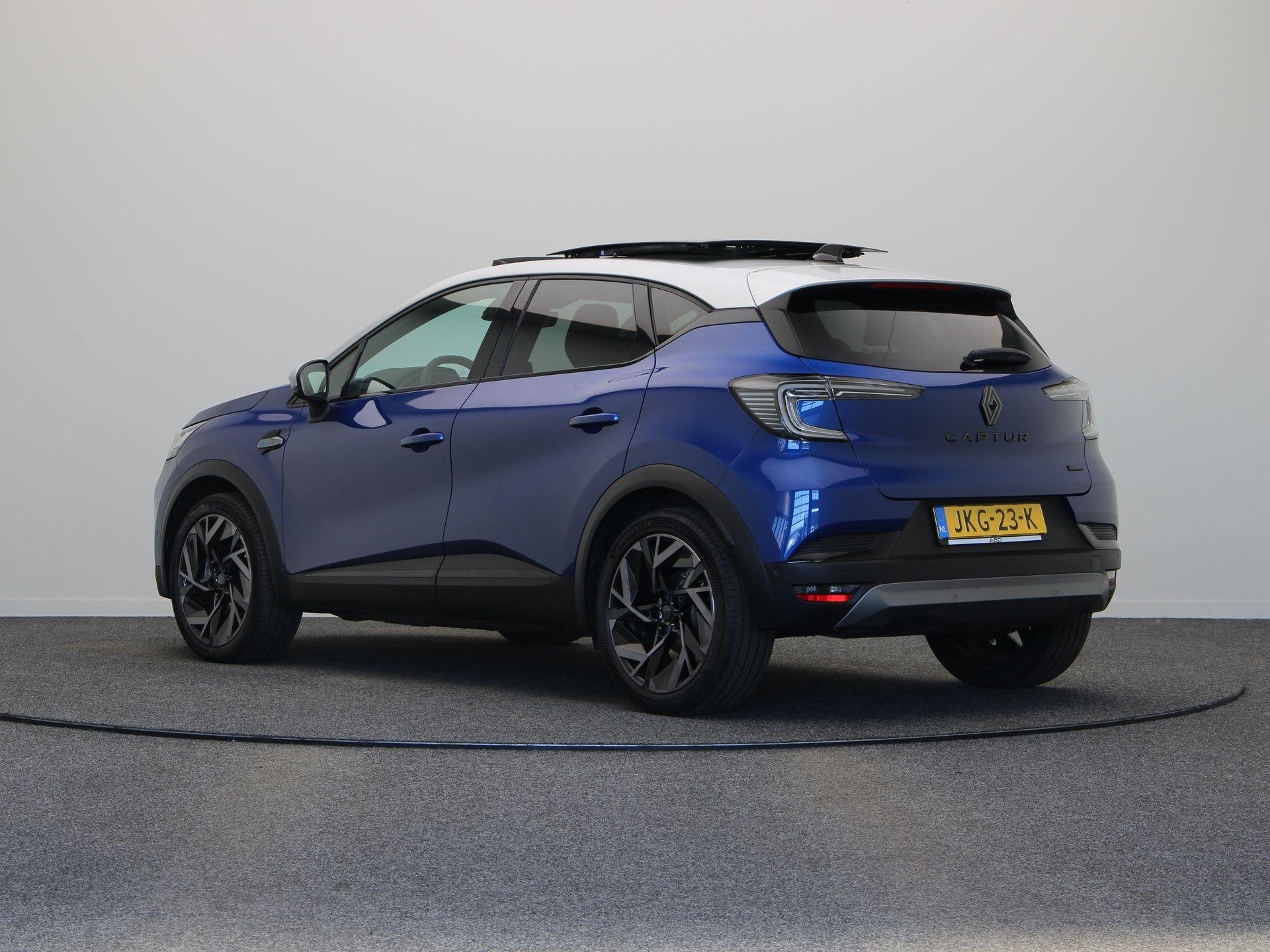 Renault Captur 160pk E-Tech full hybrid Esprit Alpine | Schu, 4 cilinders, Blauw, 23 km/l, Origineel Nederlands