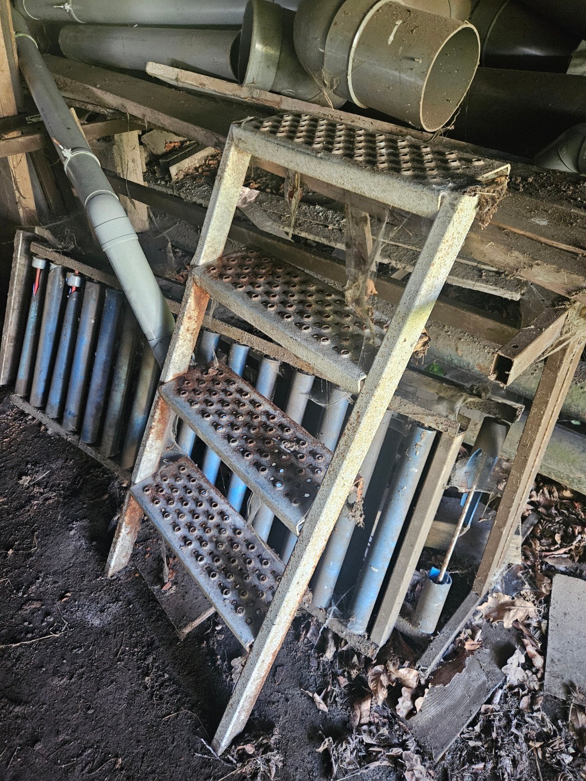 Gegalvaniseerde trap uit melkstal, lichte roest, Doe-het-zelf en Verbouw, Ophalen, Gebruikt, Trap, Minder dan 2 meter