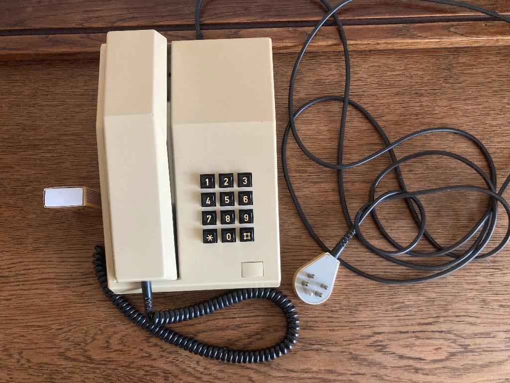 PTT U77 82A beige lichtbruin telefoontoestel eigthies modern, Ophalen of Verzenden, Gebruikt