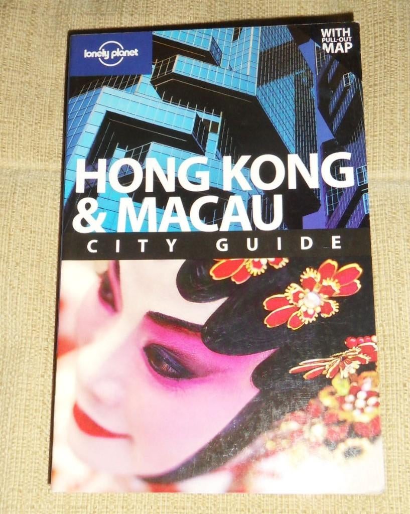 Hong Kong en Macau Lonely Planet Reisgids 388 blz., Boeken, Gelezen, Lonely Planet, Ophalen of Verzenden, Reisgids of -boek