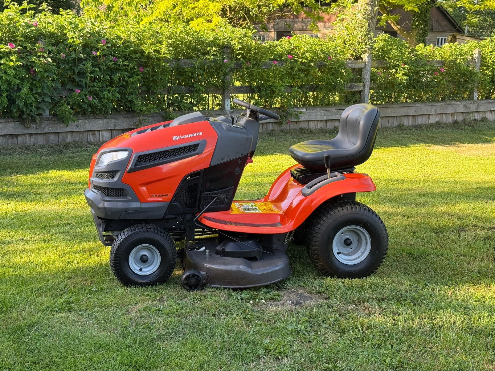 Husqvarna YTH22V46 zitmaaier / gazontractor, Ophalen, Gebruikt, Husqvarna, Mulchfunctie