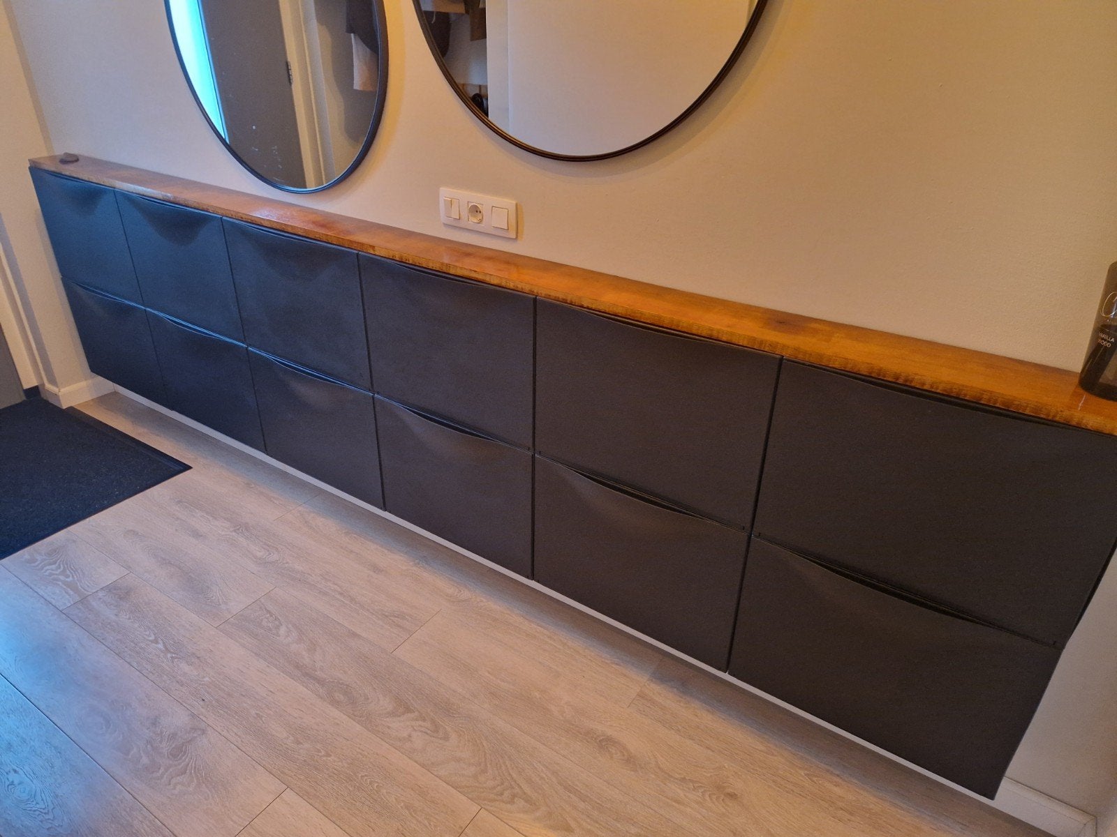 IKEA Trones schoenenkast (6 stuks) met houten plank - Zwart, Ophalen, 25 tot 50 cm