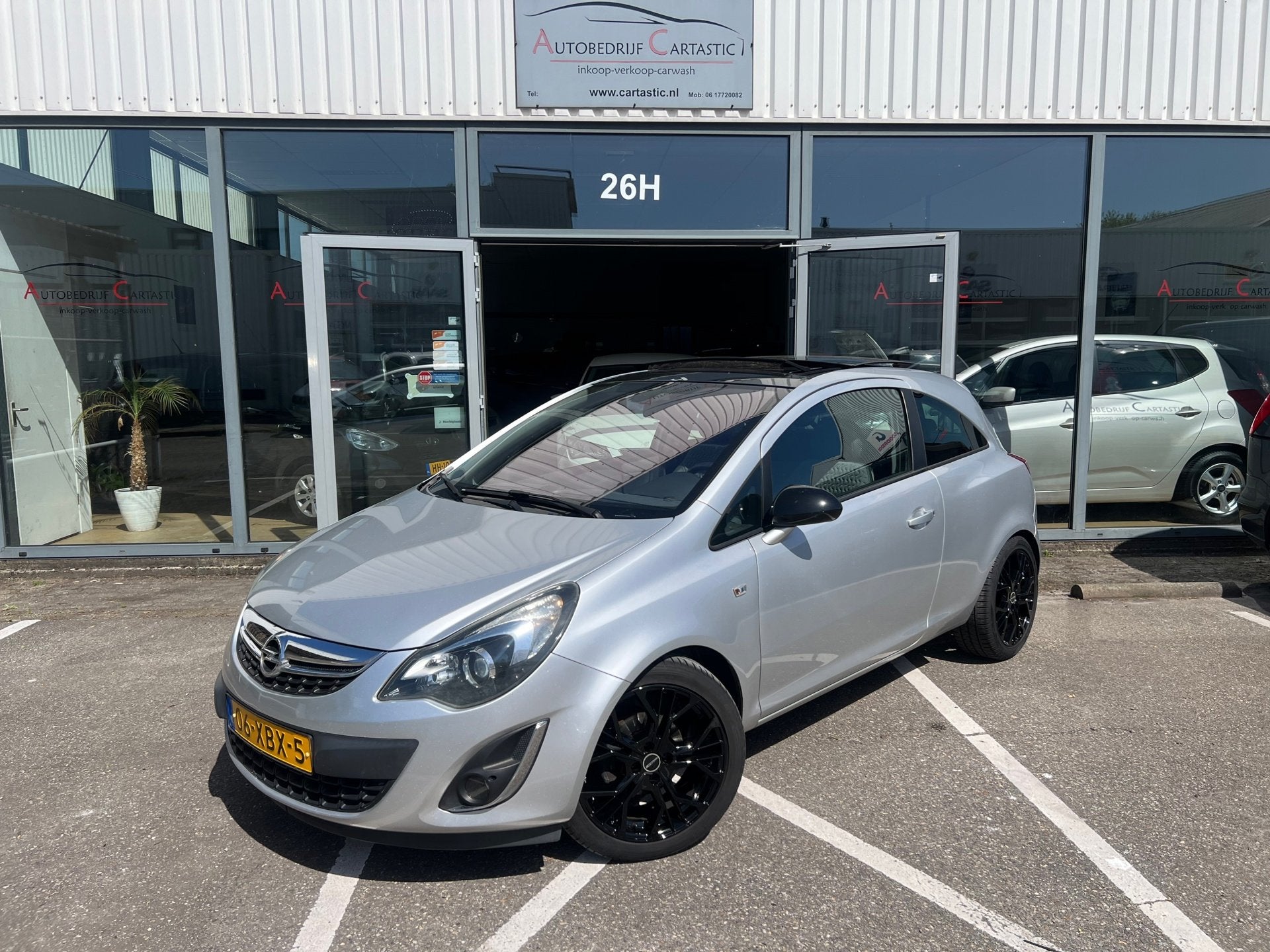 Opel Corsa 1.2-16V Cosmo CLIMA | SCHUIFDAK | CARPLAY | CRUIS, Auto's, Voorwielaandrijving, Euro 5, 4 cilinders, Electronic Stability Program (ESP)