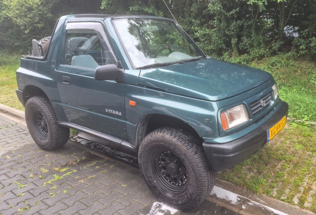 Suzuki Vitara 1.6 Cabrio 8V 4WD 1998 Groen, Auto's, Suzuki, 1450 kg, 450 kg, 40 €/maand, 4 cilinders
