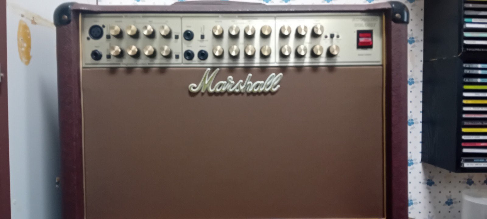 Marshall Acoustic Soloist., Muziek en Instrumenten, Ophalen of Verzenden, Zo goed als nieuw, Gitaar, 50 tot 100 watt