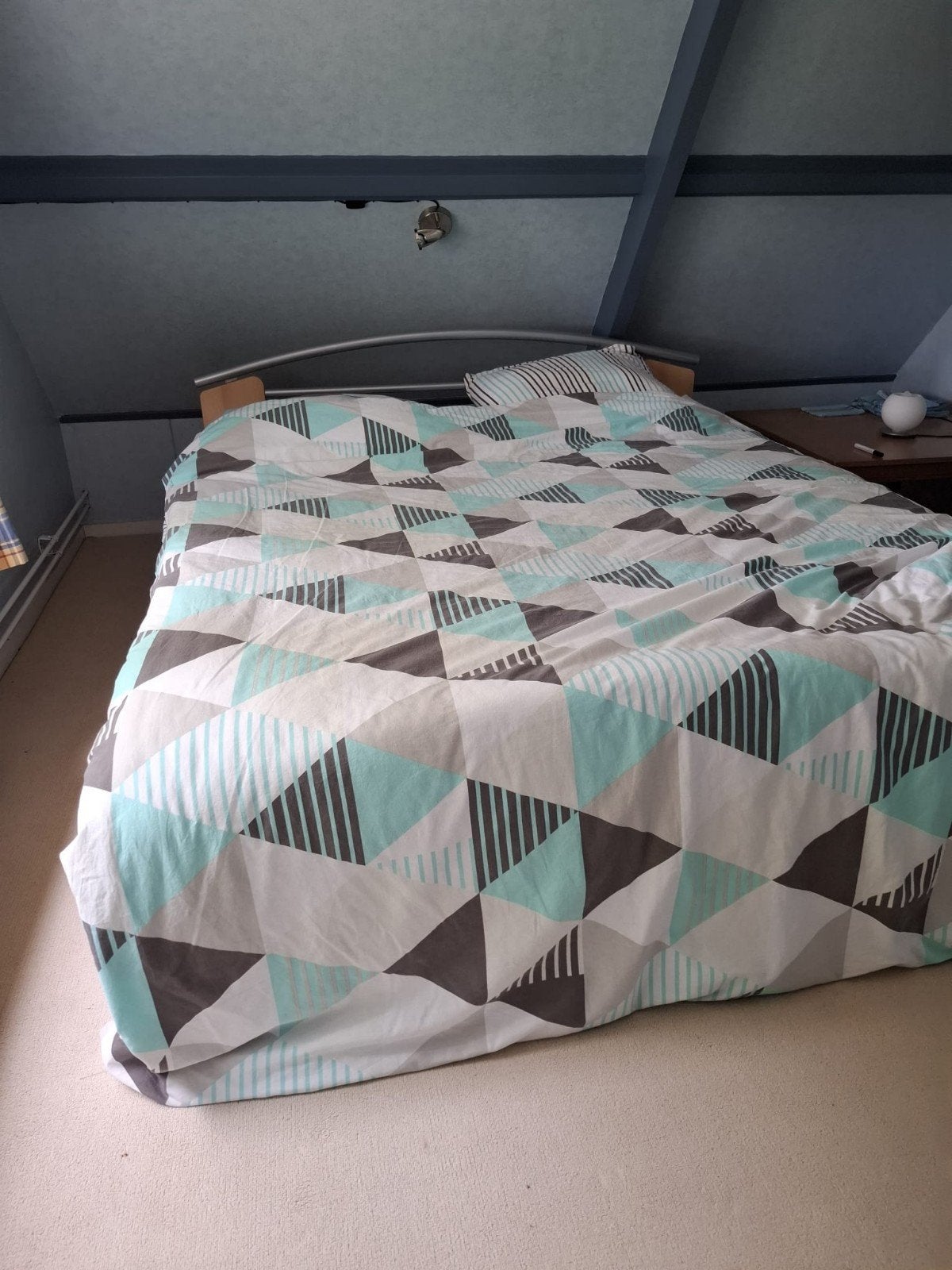 Tweepersoonsbed 160 cm breed met matrassen en toppers, Ophalen, Bruin, Tweepersoons, Zo goed als nieuw
